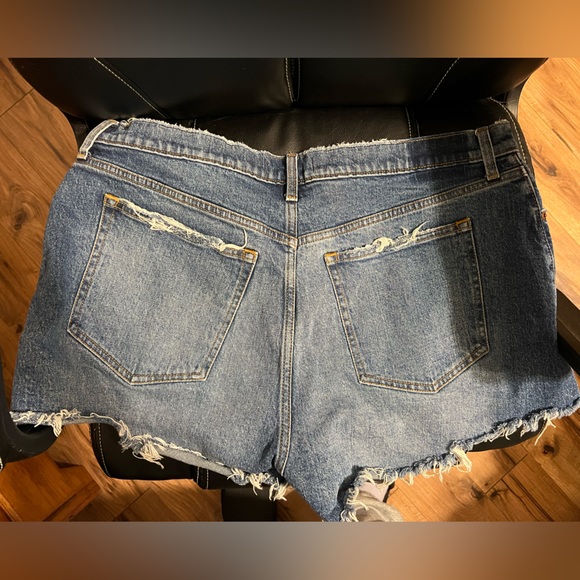 Abercrombie shorts - Picture 3 of 3